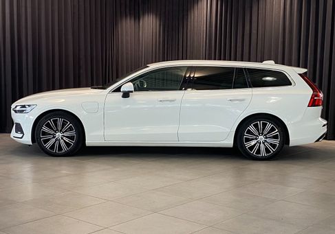 Volvo V60, 2022