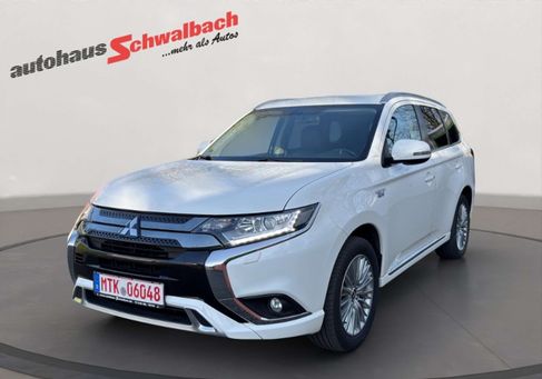 Mitsubishi Outlander, 2020