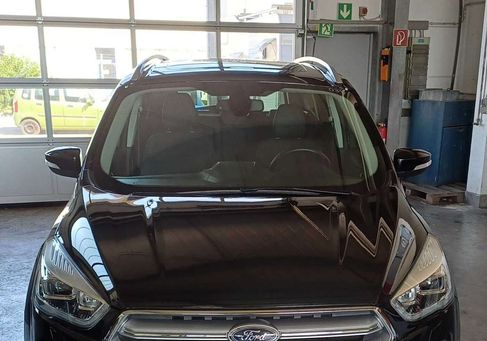 Ford Kuga, 2019