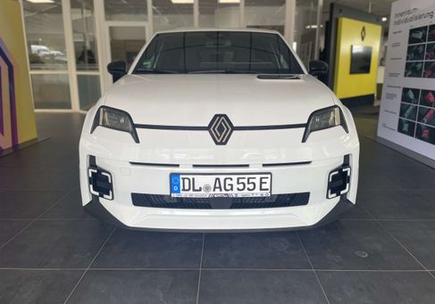 Renault R 5, 2025