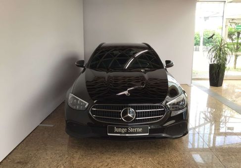 Mercedes-Benz E 300, 2021 3