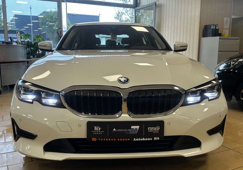 BMW 320, 2022