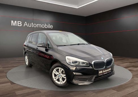 BMW 216, 2019