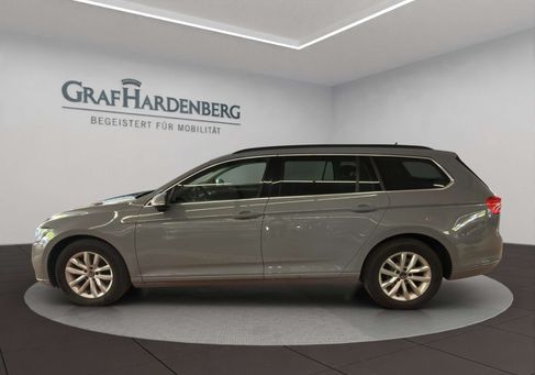 Volkswagen Passat, 2023