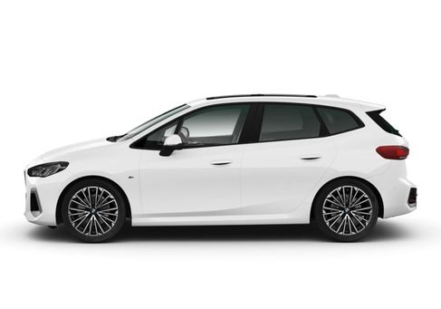 BMW 218, 2023 2