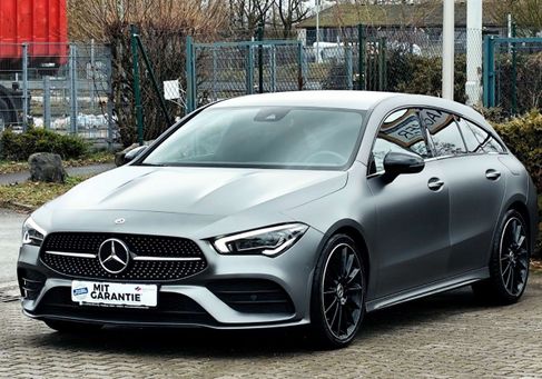 Mercedes-Benz CLA 220, 2022