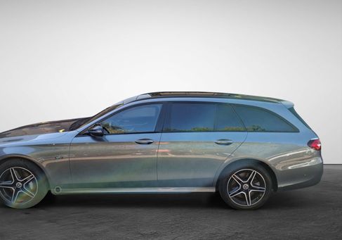 Mercedes-Benz E 300, 2020 3