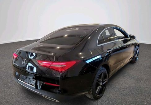 Mercedes-Benz CLA 250, 2022