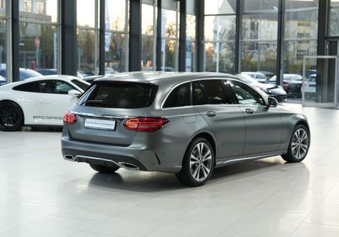Mercedes-Benz C 300, 2019