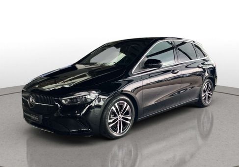 Mercedes-Benz B 180, 2025