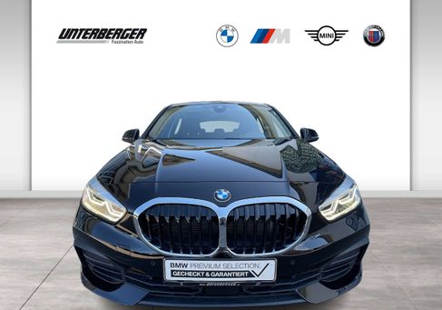 BMW 118, 2023
