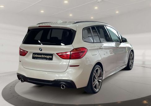 BMW 218, 2020 3