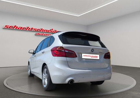 BMW 225, 2020
