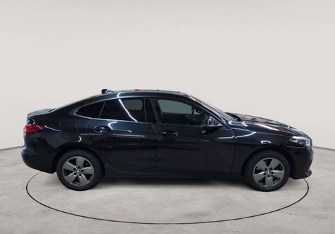 BMW 216, 2023