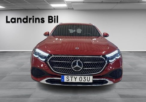 Mercedes-Benz E 300, 2025