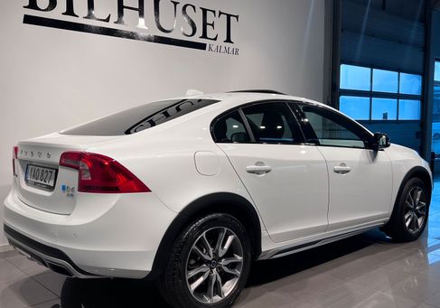 Volvo S60 Cross Country, 2016