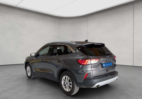 Ford Kuga, 2022
