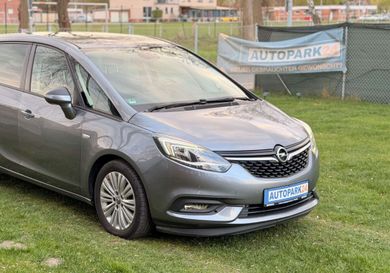 Opel Zafira, 2017
