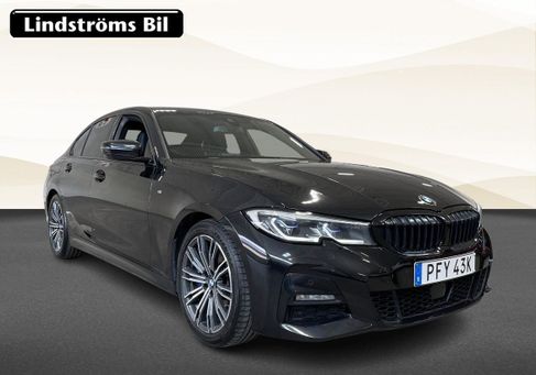 BMW 330, 2019