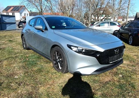 Mazda 3, 2021