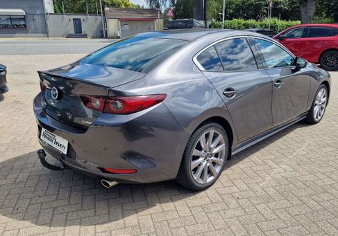 Mazda 3, 2023