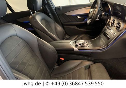 Mercedes-Benz C 300, 2020