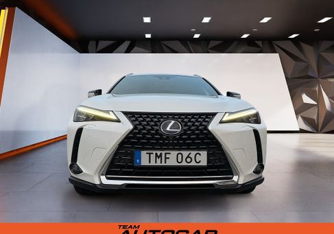 Lexus UX, 2021