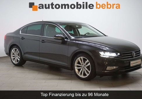 Volkswagen Passat, 2021