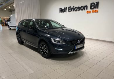 Volvo V60 Cross Country, 2018
