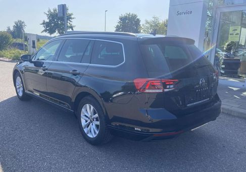Volkswagen Passat Variant, 2023 3
