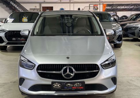 Mercedes-Benz B 200, 2024