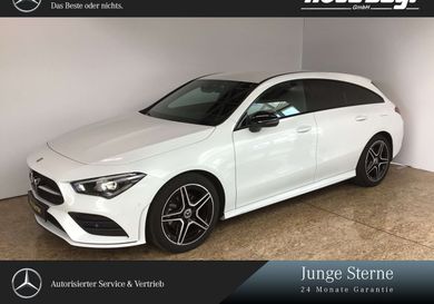 Mercedes-Benz CLA 200, 2022