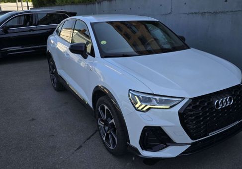 Audi Q3, 2021