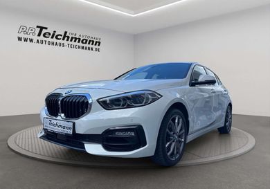 BMW 120, 2023