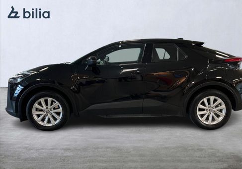 Toyota C-HR, 2025 3