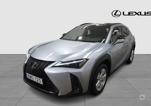 Lexus UX, 2023