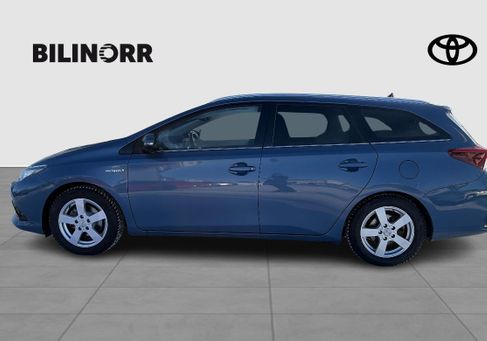 Toyota Auris Touring Sports, 2016