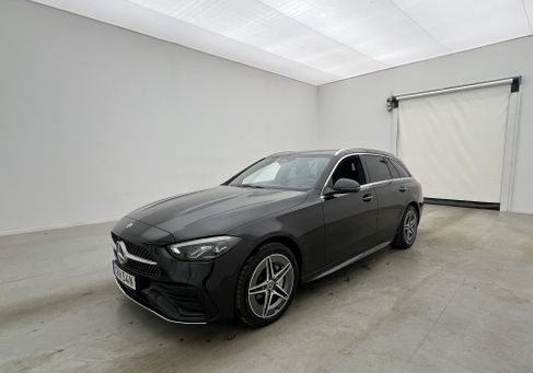 Mercedes-Benz C 300, 2022