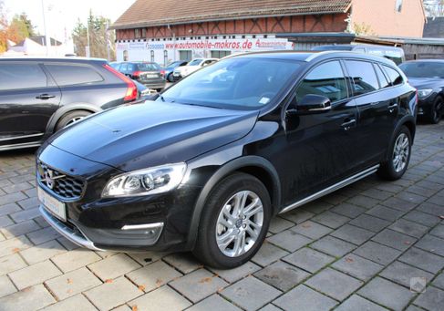 Volvo V60 Cross Country, 2018