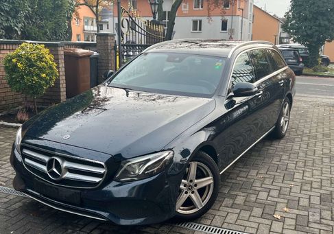 Mercedes-Benz E 220, 2017