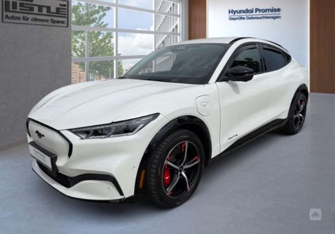 Ford Mustang Mach-E, 2021