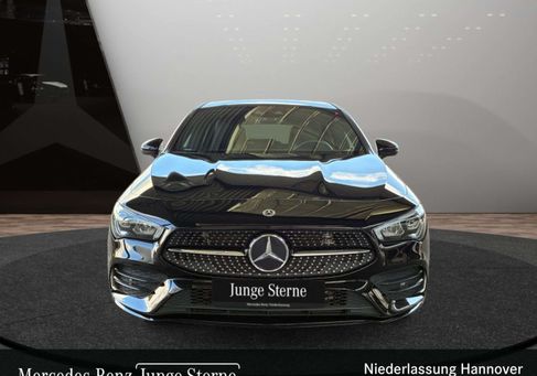 Mercedes-Benz CLA 180, 2022