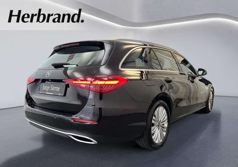 Mercedes-Benz C 220, 2023