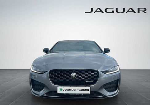 Jaguar XE, 2022