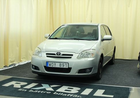 Toyota Corolla, 2005