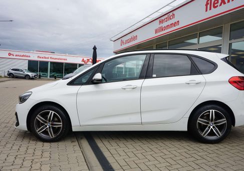BMW 218, 2019 3