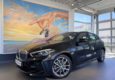 BMW 120, 2023