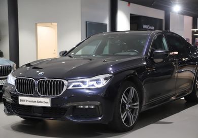 BMW 750, 2018