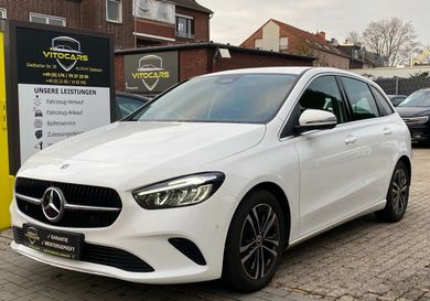 Mercedes-Benz B 180, 2023