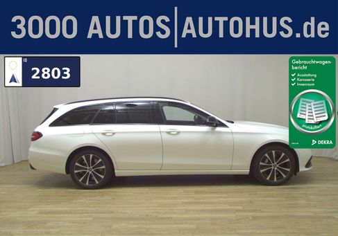 Mercedes-Benz E 300, 2022